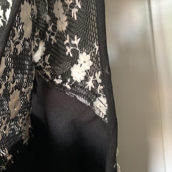 Micheal Kors Embroidered Black and White Floral Dress - Picture 11 of 12